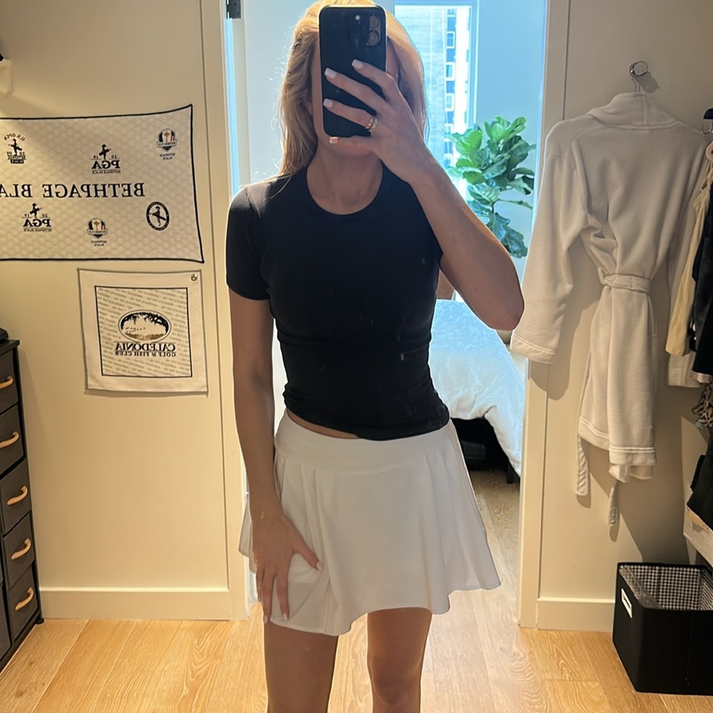 Hold Tight Short-Sleeve Shirt Black Top